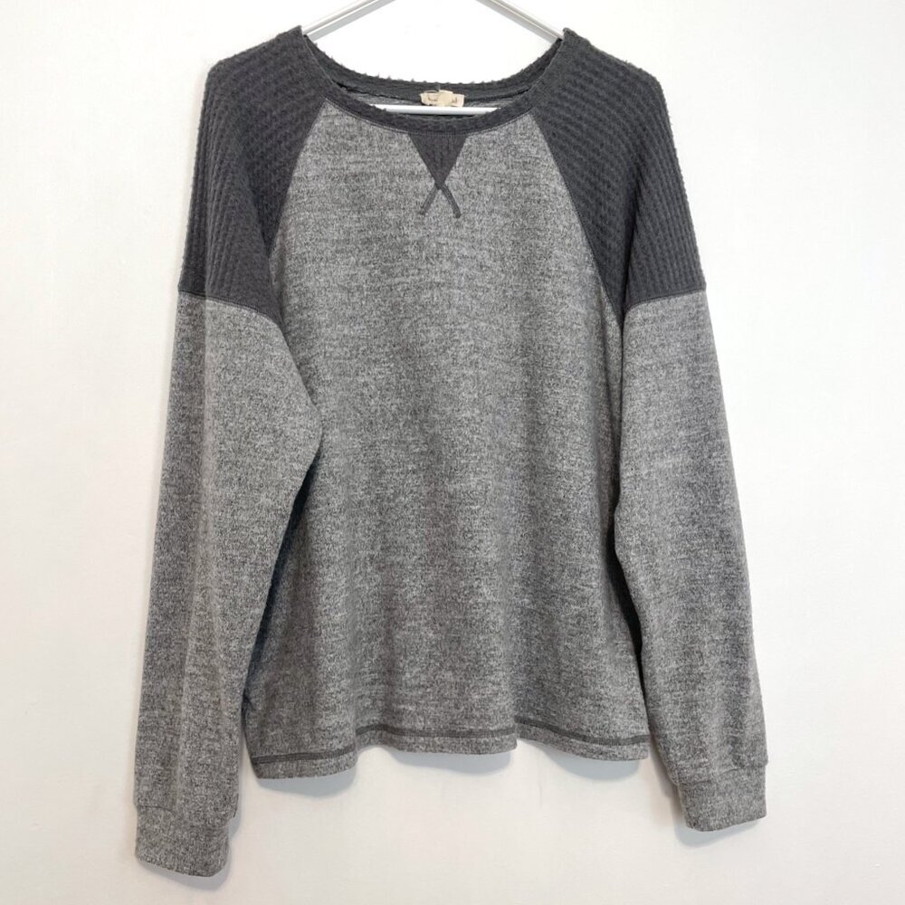 HEM & THREAD ALTAR'D STATE Heather Gray Fuzzy Waffle Knit Thermal Top Sweatshirt